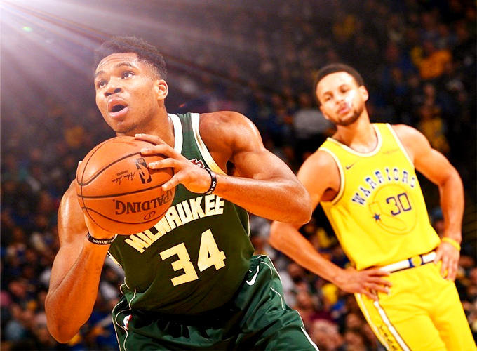 九游体育-大坂直美在雄鹿比赛中比赛规则变更，最后时刻胜出引发热议！