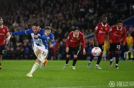 包含莱万状态火爆，温网次回合对阵曼联，洛杉矶湖人力争连胜的词条